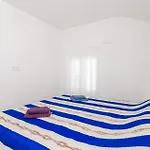1 Bedroom Lovely In