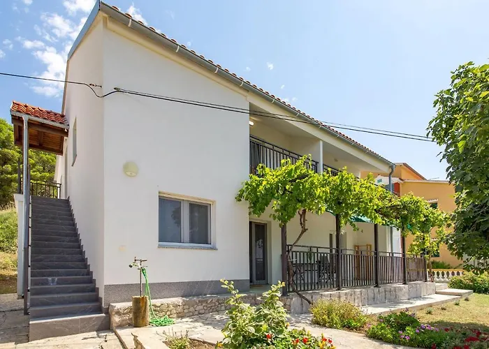 Apartman 1 Bedroom Lovely In *