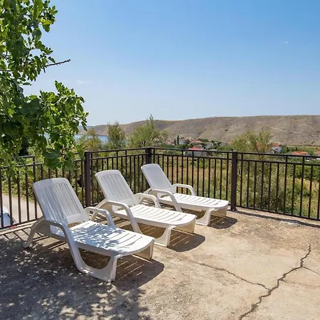 Cozy In With House Sea View Apartment Vlasici