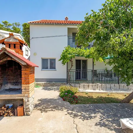 Cozy In With House Sea View Apartment