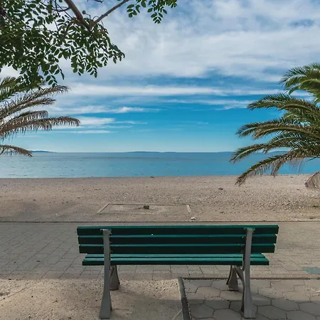 1 Bedroom Lovely In Lejlighed